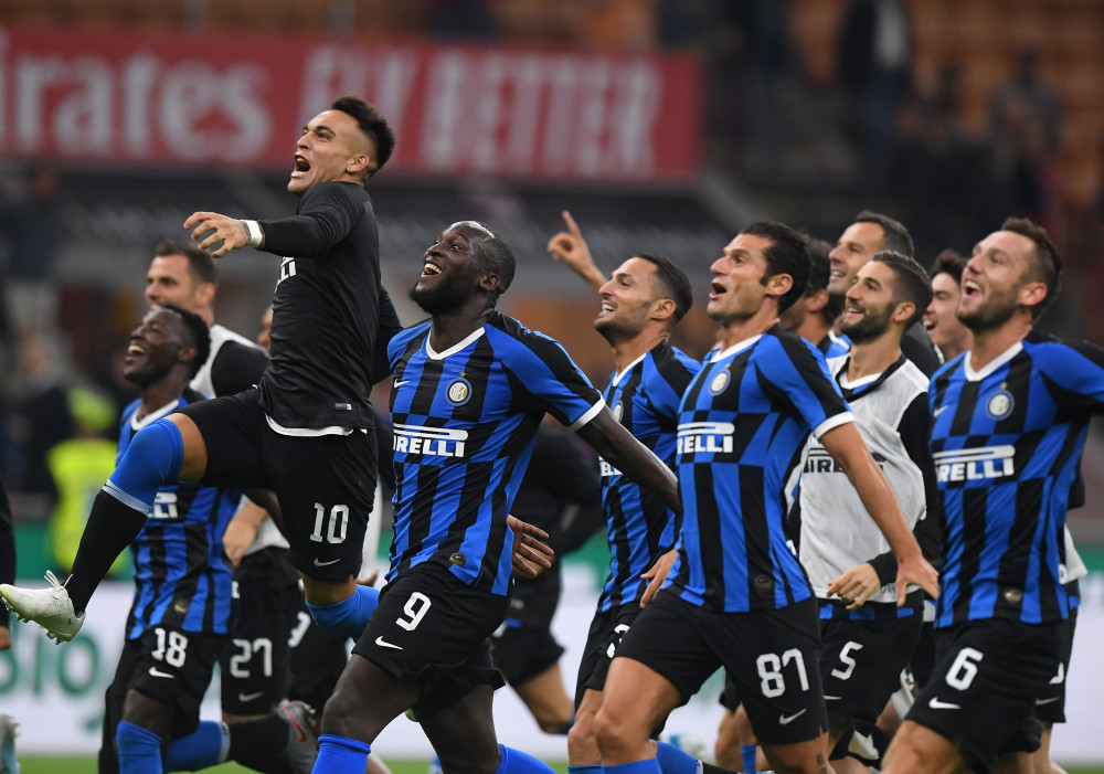 霍伊伦德：从曼联到那不勒斯的传奇转变