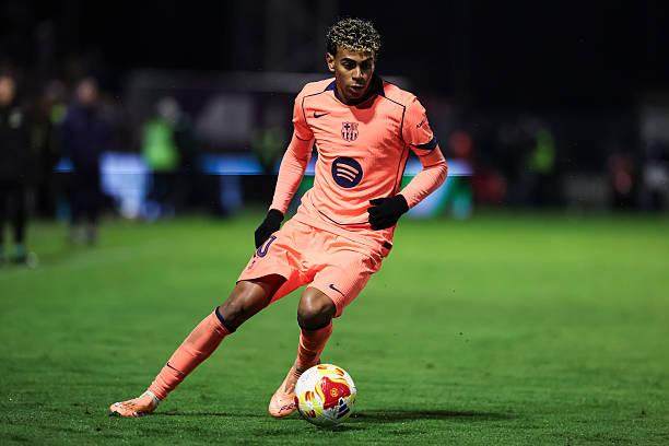 Theshy黑称事态升级，LPL官方直播间被冲，炫神被取消二路权限！