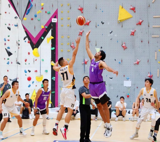 肯·葛瑞菲在红人队时期的职业精神，为年轻球员树立了榜样