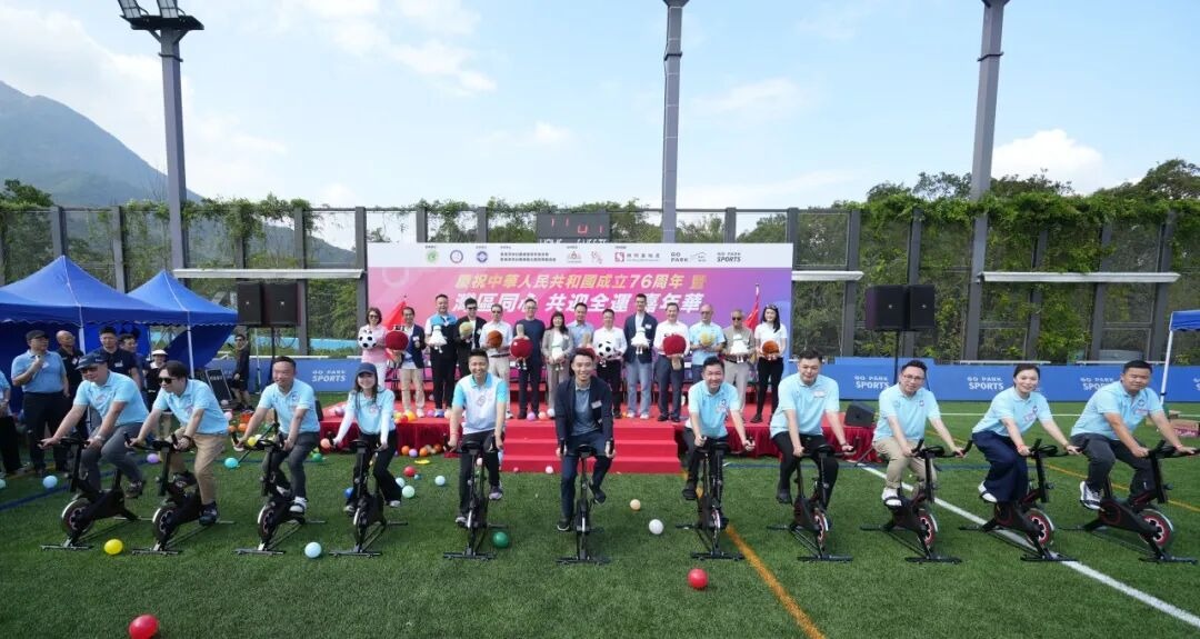 拉菲尼亚突破造点 亲自主罚稳稳命中